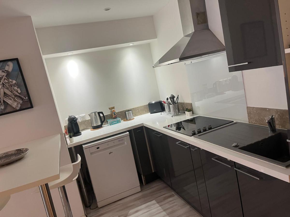 Le Jasmin Spacieux Hyper Centre /netflix Apartment